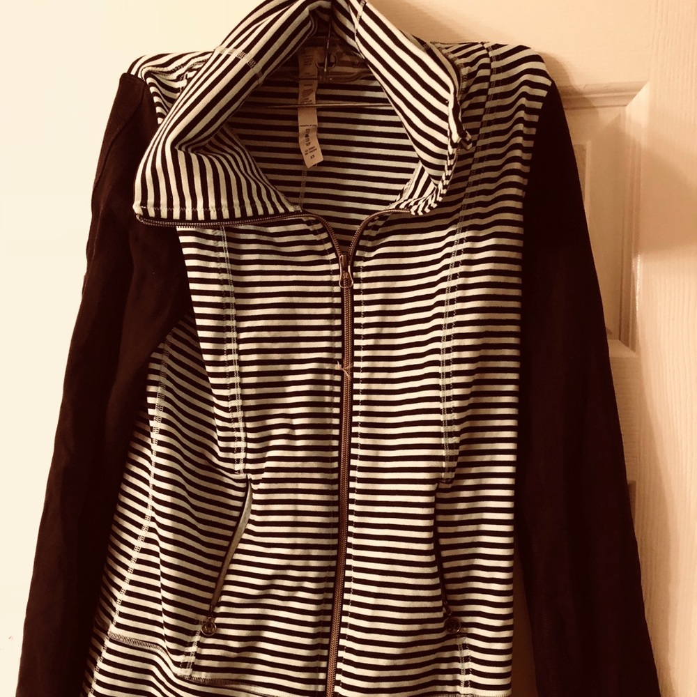 Lululemon mint and black striped jacket